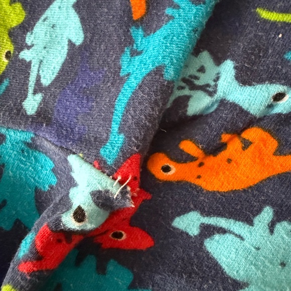 🦕🦕 Pajamas, 2-3T - Picture 4 of 5